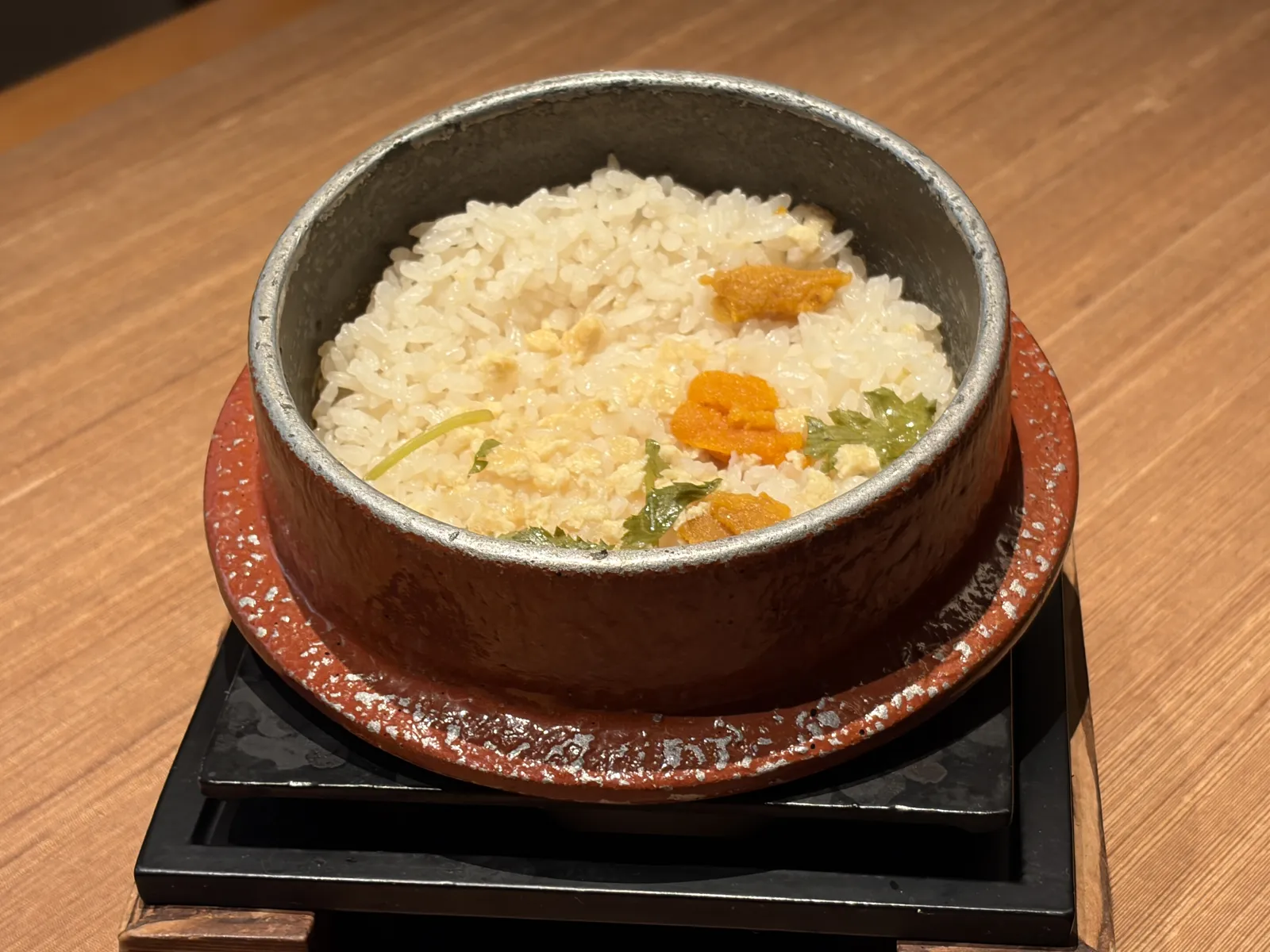 土鍋で炊かれたうにご飯